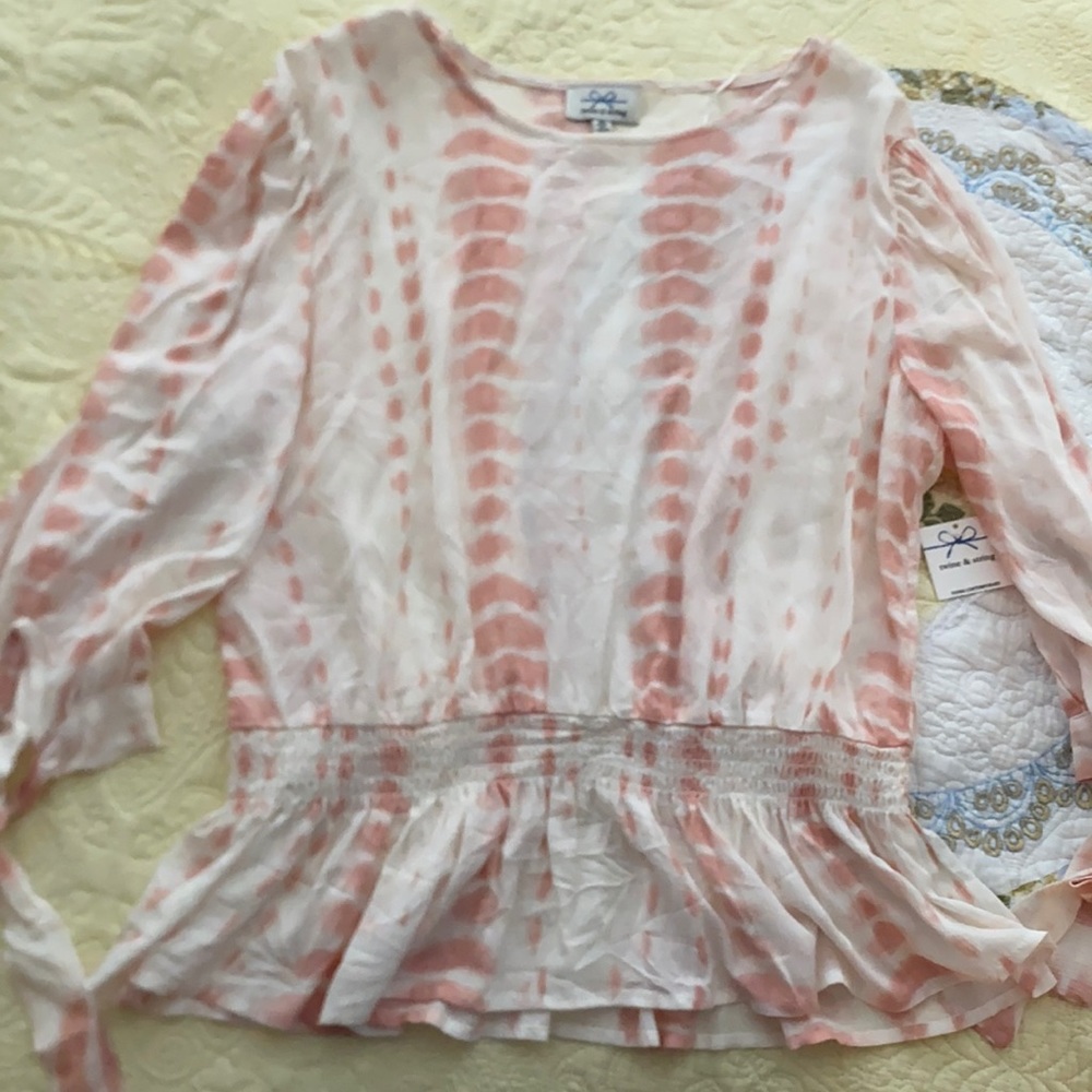 Women’s blouse